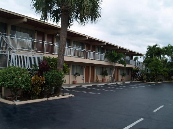 Parkview Motor Lodge image 12